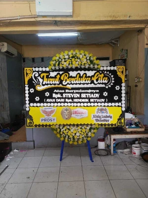 Papan Bunga di Pakisan Kubutambahan